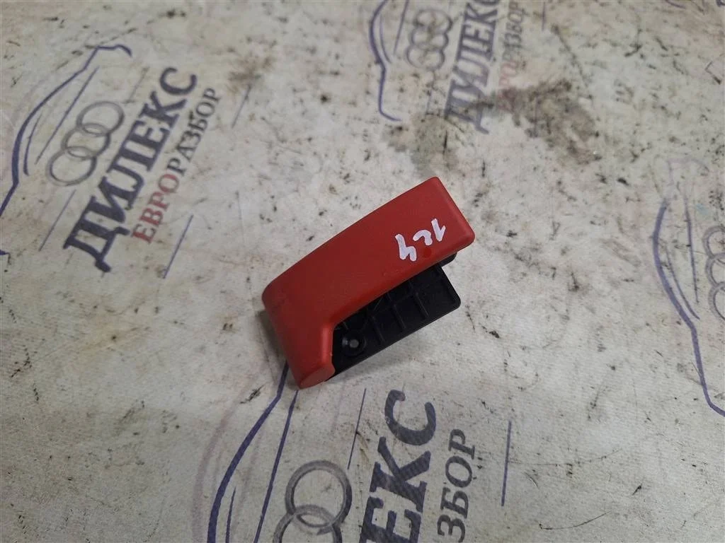 ручка открывания капота Mercedes Benz M-Class ML 300 CDI 4MATIC - -