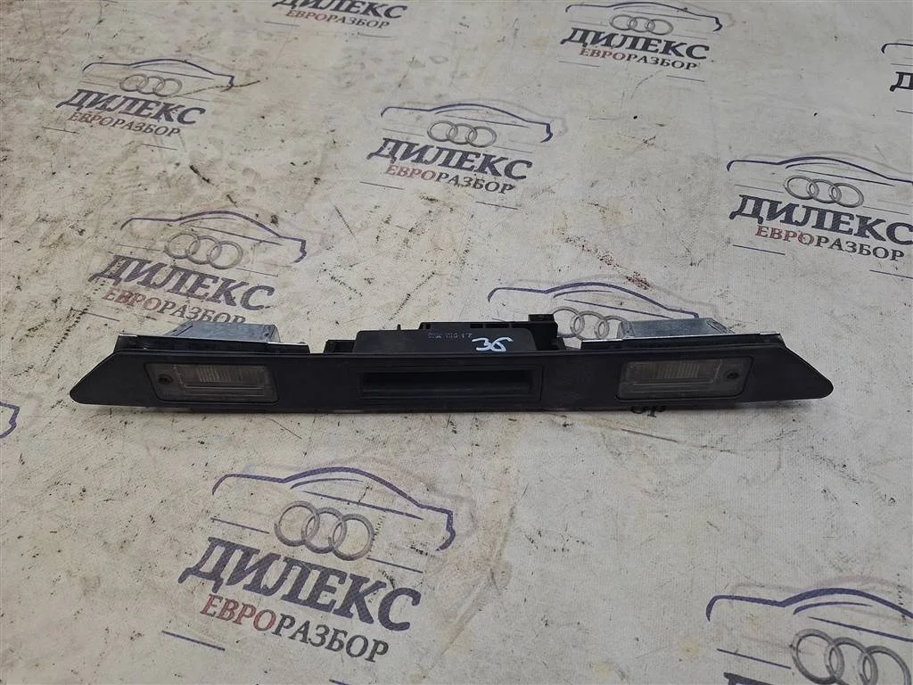 накладка двери багажника Audi A4 (B7) 2004-2009 - -