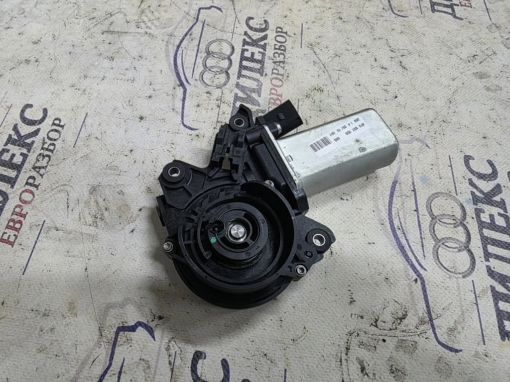 доводчик двери Audi A8 [4H] 2010> - -