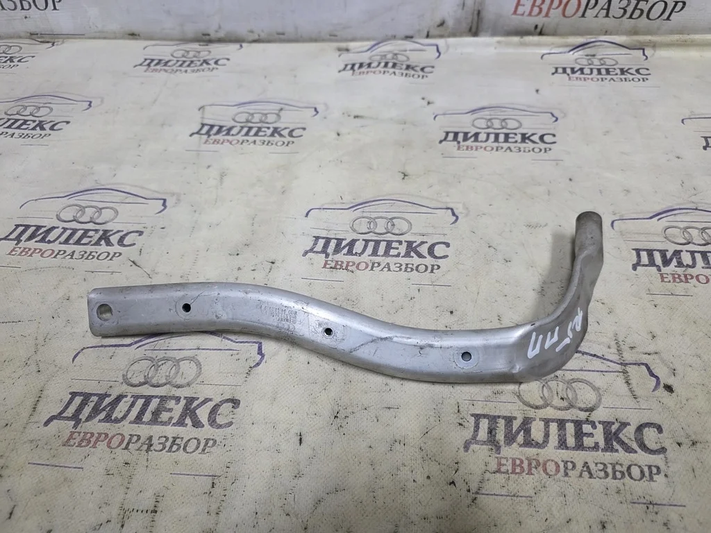 элемент панели Audi A8 [4H] 2010> - F