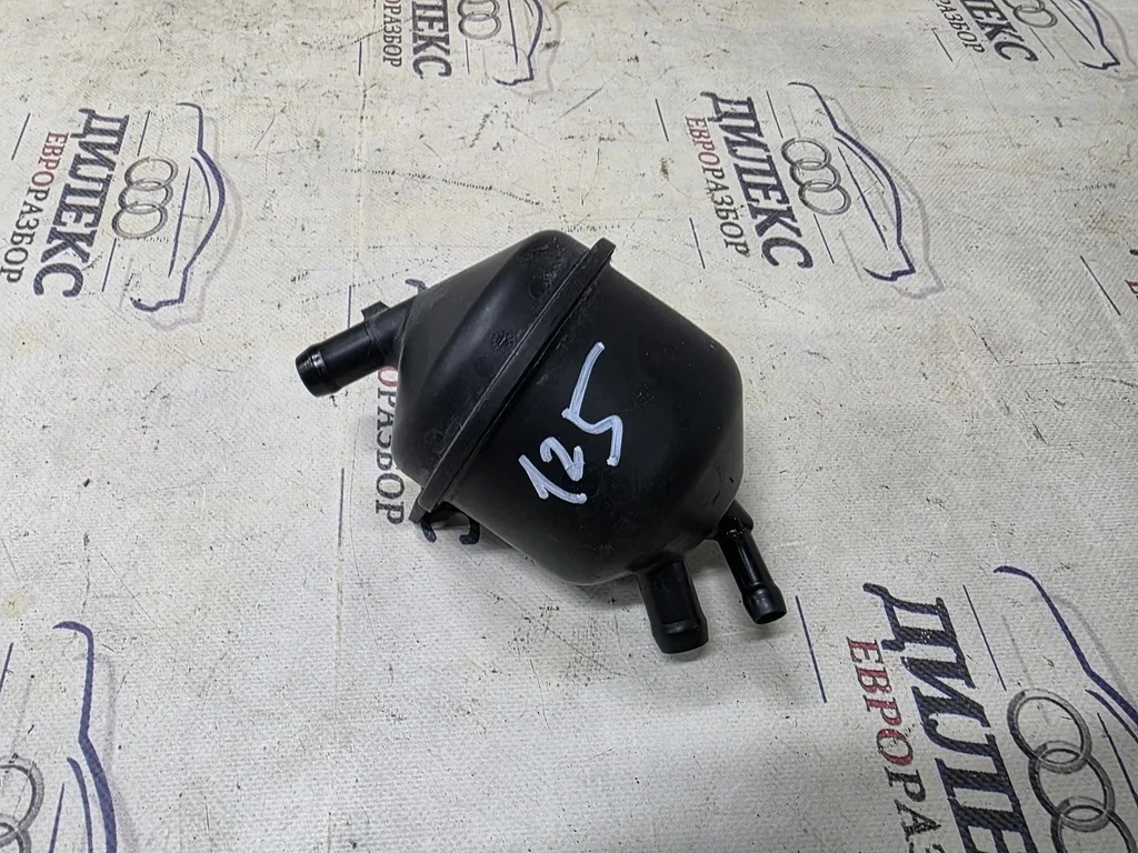 бачок гидроусилителя Audi A8 [4H] 2010> - -