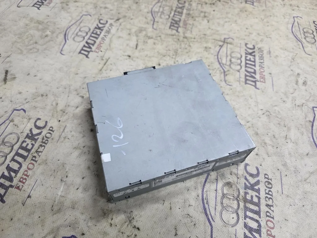 магнитола Audi Q7 2005-2015 - -