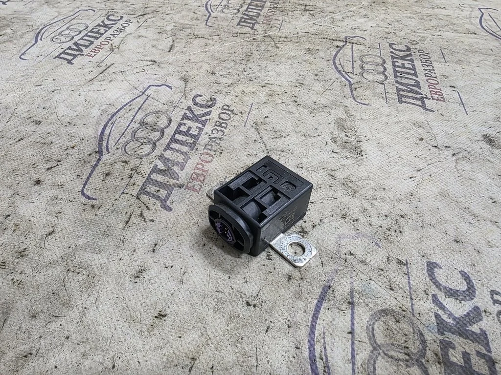 пиропатрон акб Audi Q7 2005-2015 - -