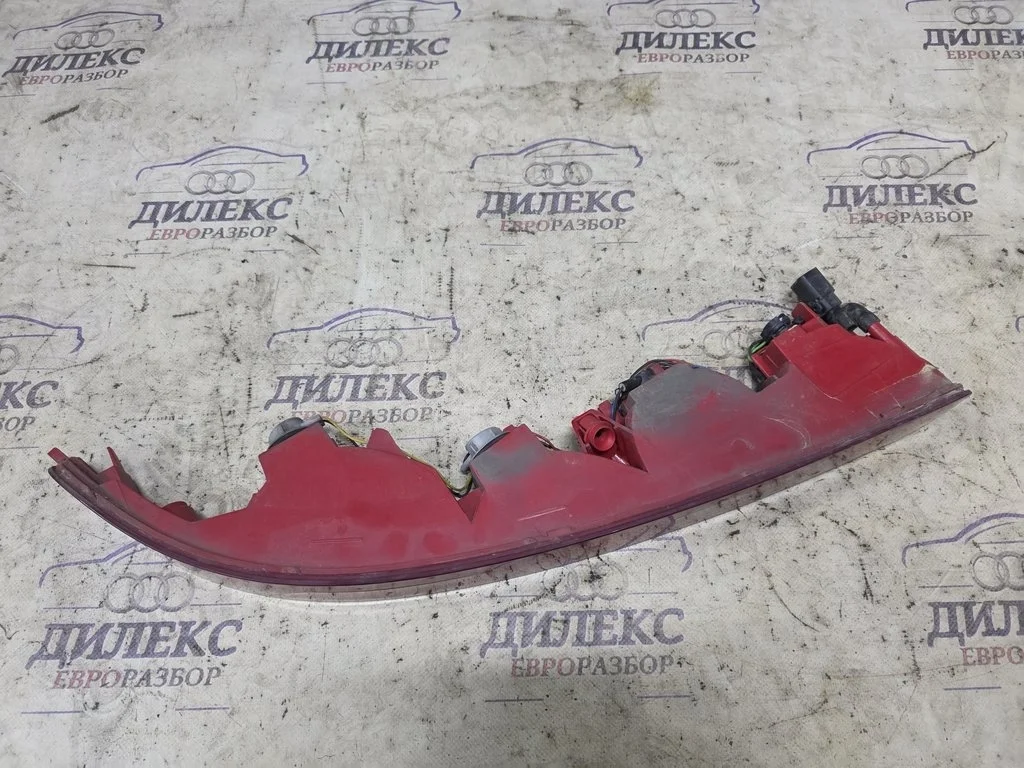 фонарь в бампер Audi Q7 2005-2015 R R