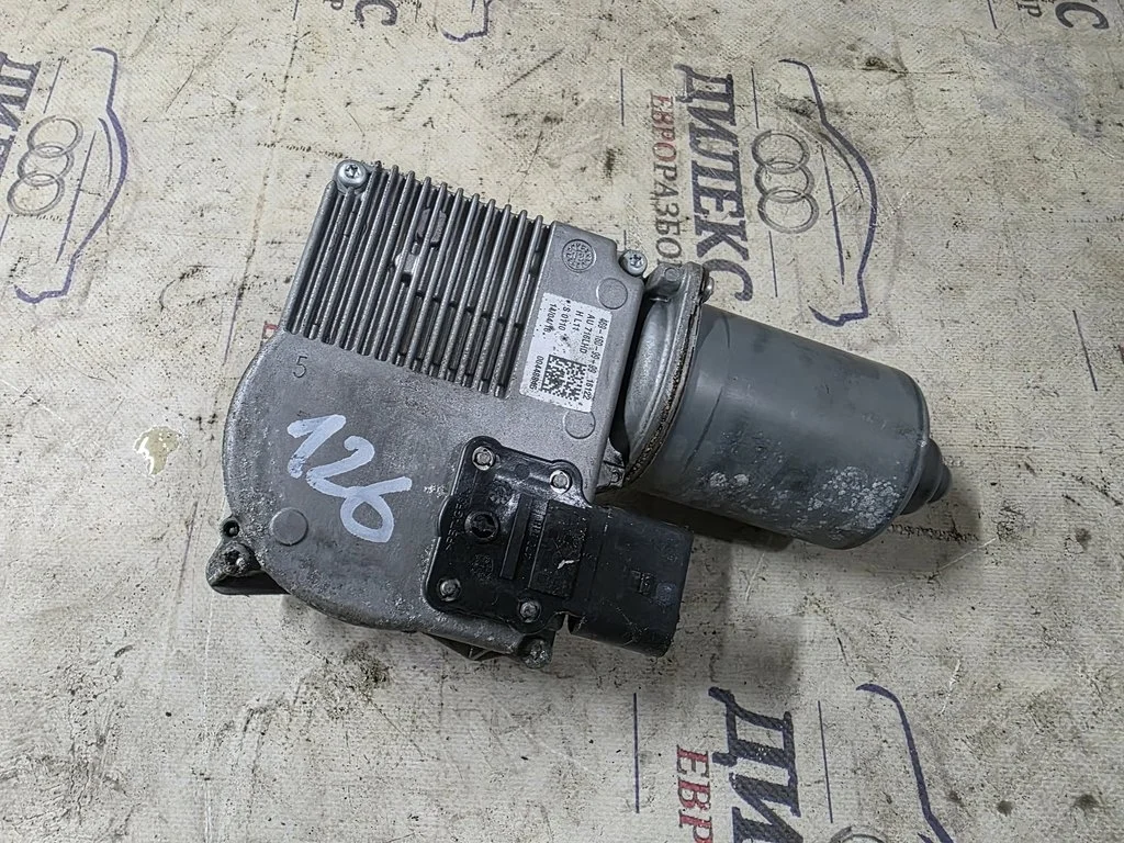 моторчик стеклоочистителя Audi Q7 2005-2015 - F