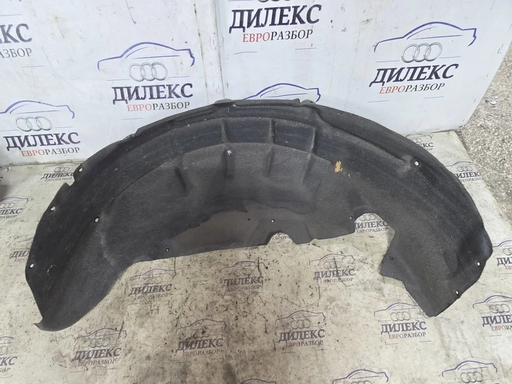 подкрылок Audi Q7 2005-2015 R R