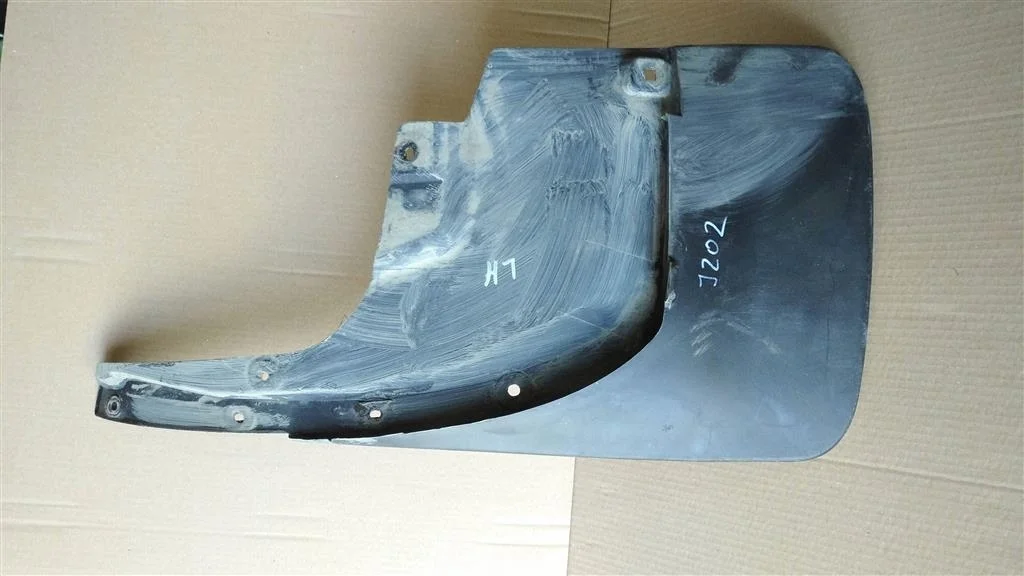 Б.у. брызговик TOYOTA LAND CRUISER J200 TOYOTA LAND CRUISER J200