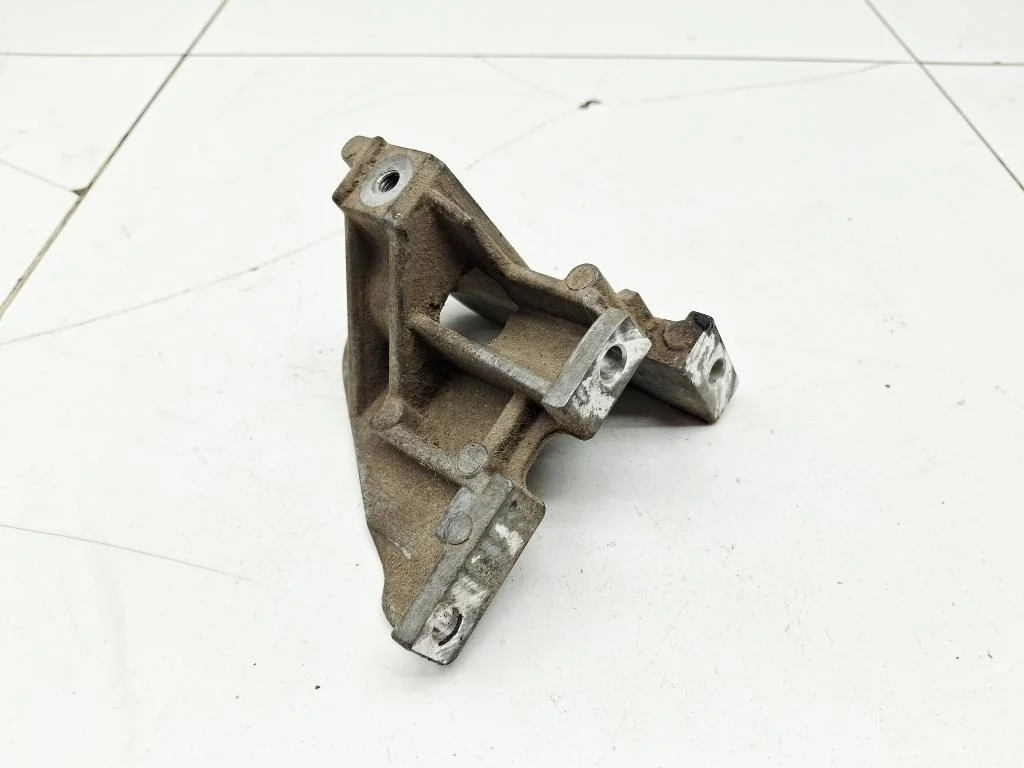 Кронштейн кондиционера Mitsubishi Lancer 10 2008 CY