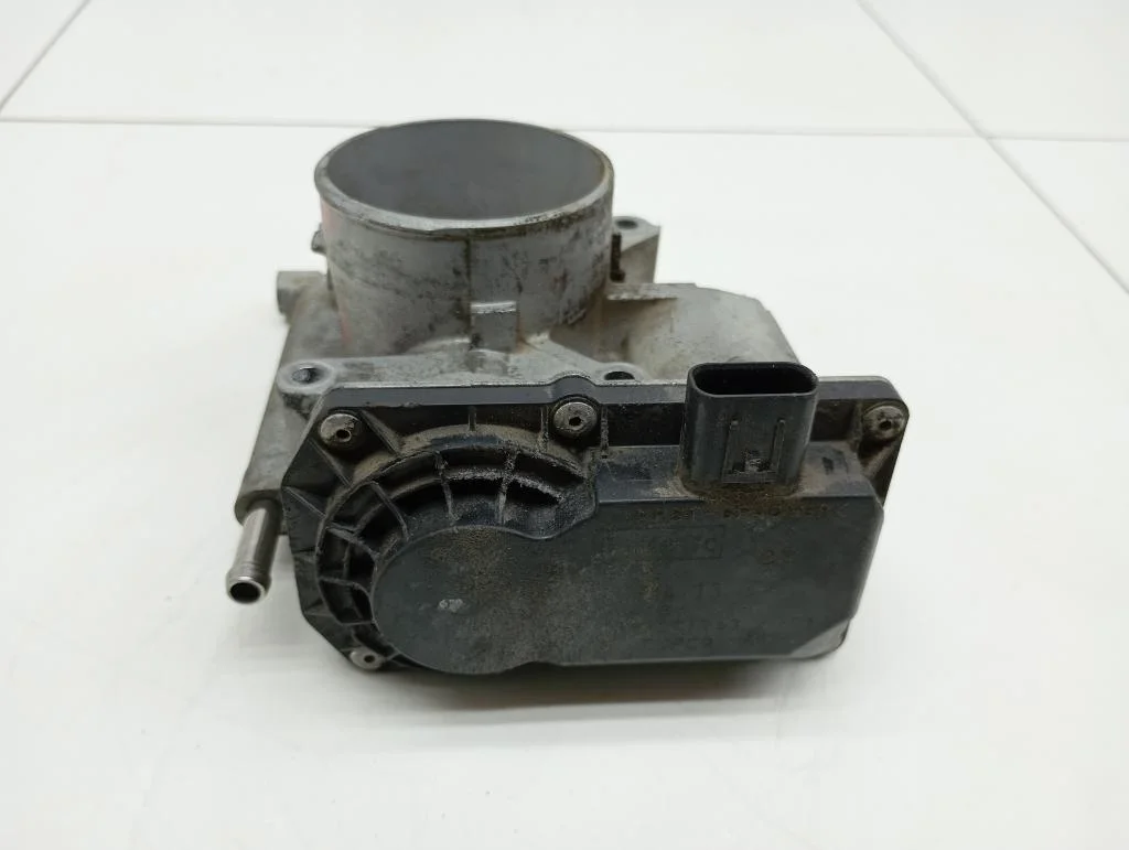 Заслонка дроссельная электрическая Mazda 3 BL