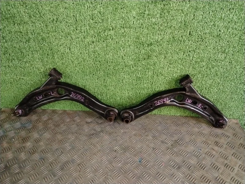 Рычаг подвески Mazda Mpv 2004 LC6234300C LW, передний правый