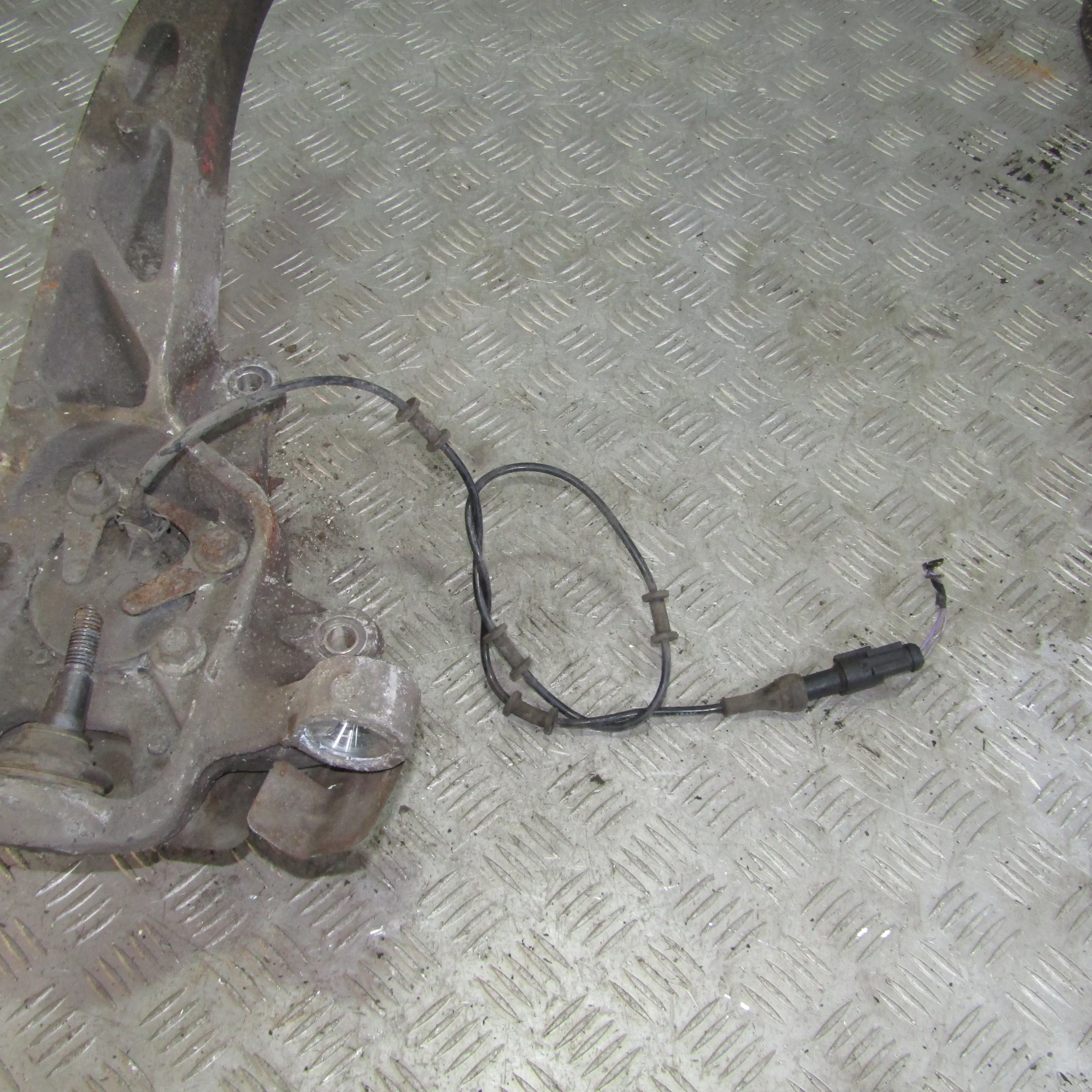 Датчик ABS передний JAGUAR XF I рестайлинг (2011—