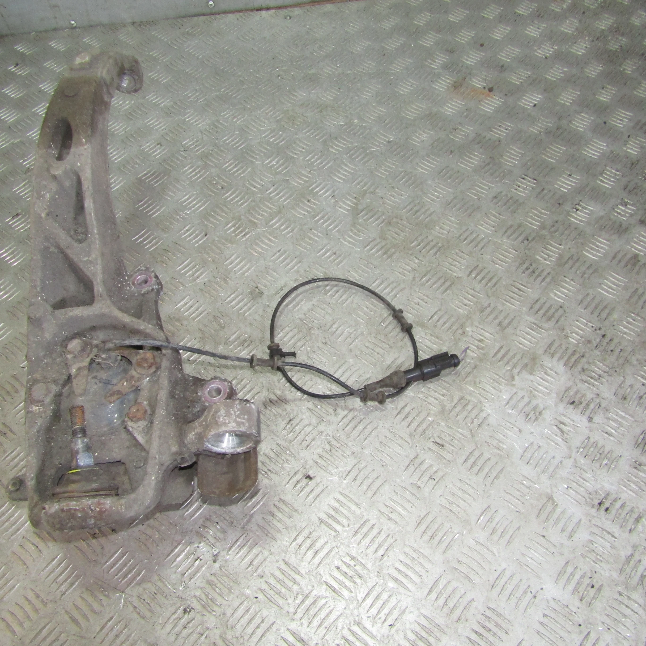 Датчик ABS передний JAGUAR XF I рестайлинг (2011—