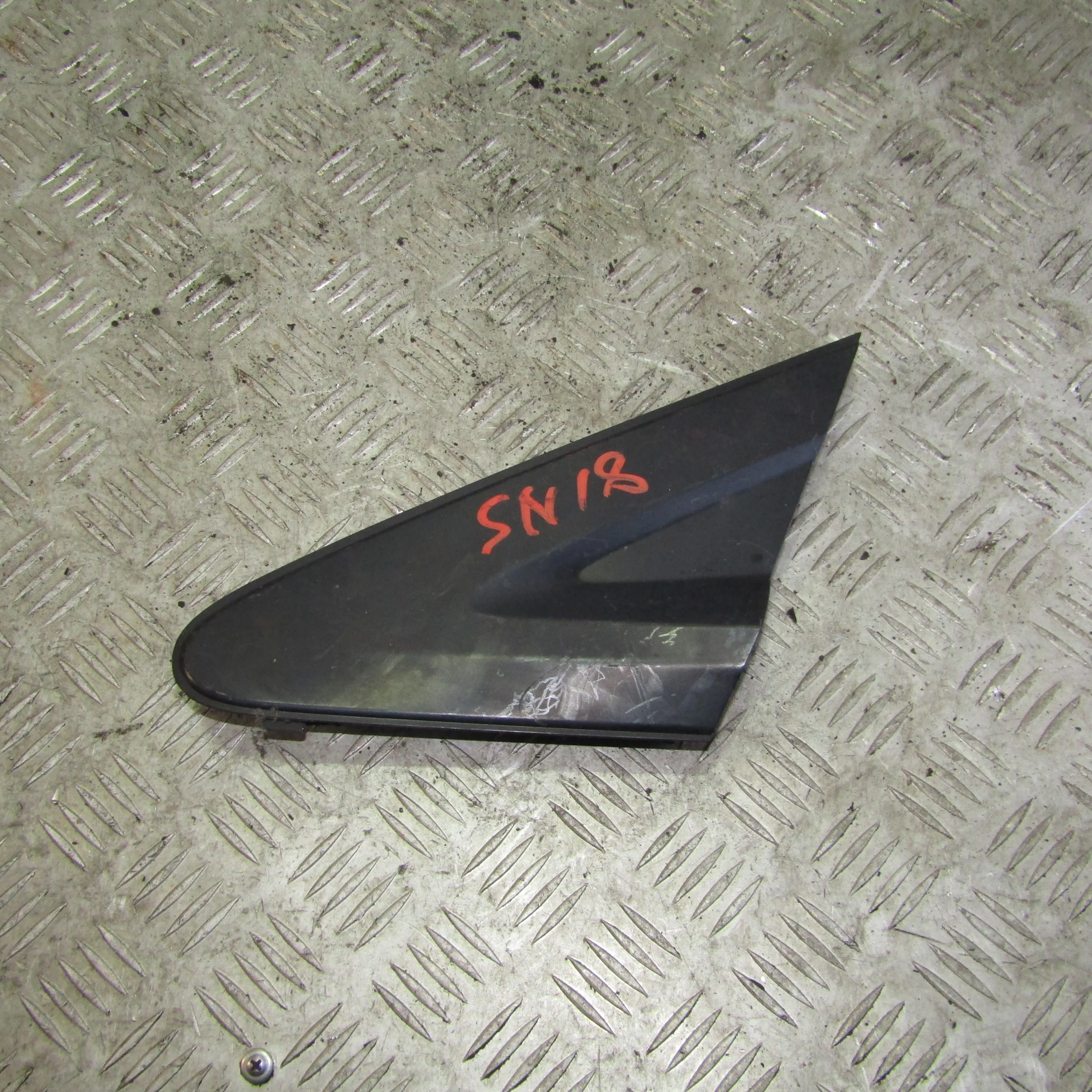 Накладка зеркала левая HONDA Civic VIII (2005—200