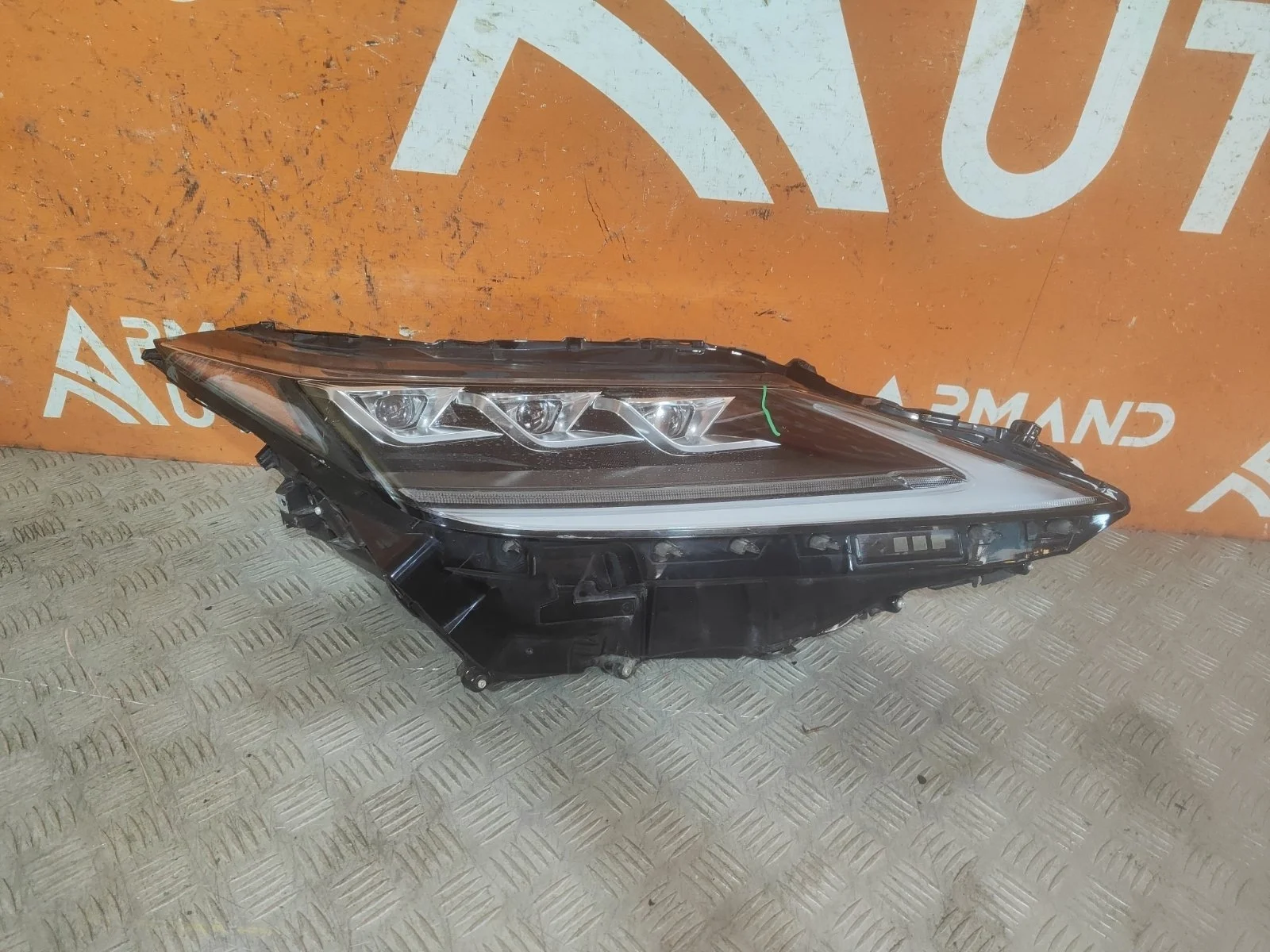 Фара Lexus RX 2019-нв 4