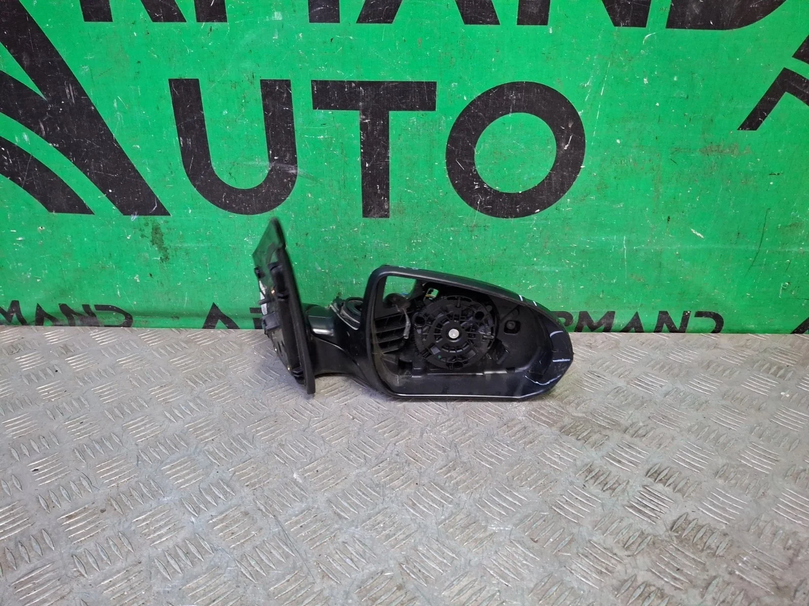 Зеркало Hyundai Solaris 2017-нв