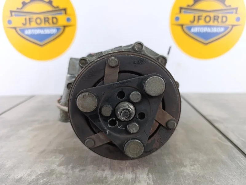 Компрессор кондиционера Honda CR-V 2008 RE3