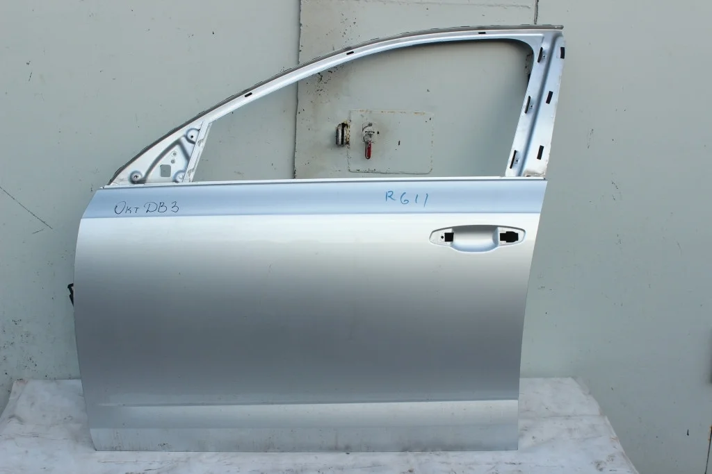 Дверь передняя левая Skoda Octavia А7 OctДВ3