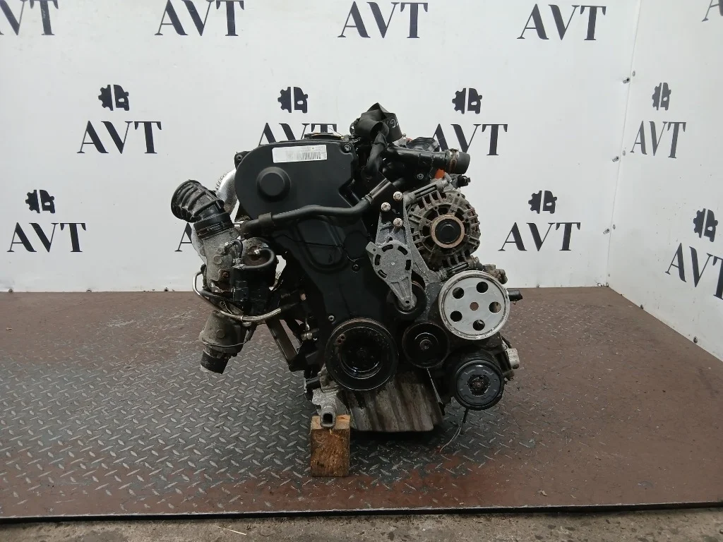 Двигатель Audi A4 BWE