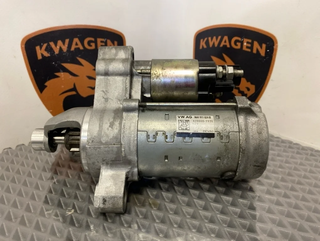 Стартер Audi A4 2013 B8