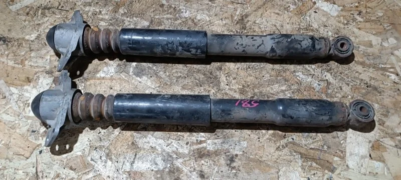 Комплект амортизаторов Volkswagen Passat 2015 365