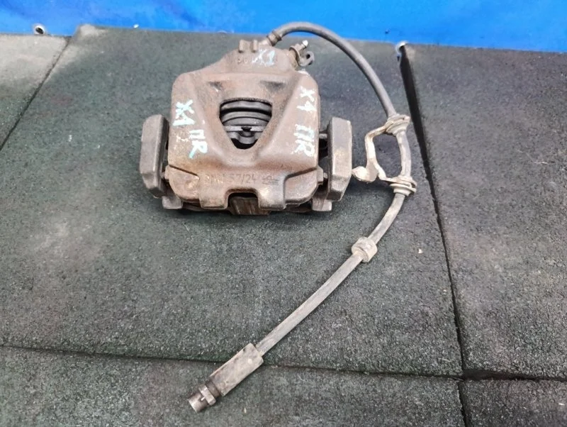 Суппорт тормозной BMW X1 (E84) 34116778146, передний правый