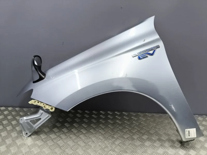 Крыло переднее левое Mitsubishi Outlander 2013 5220G975 GG2W 4B11