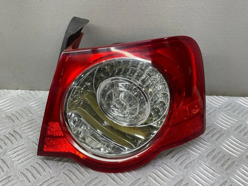 Фонарь Volkswagen Passat B6