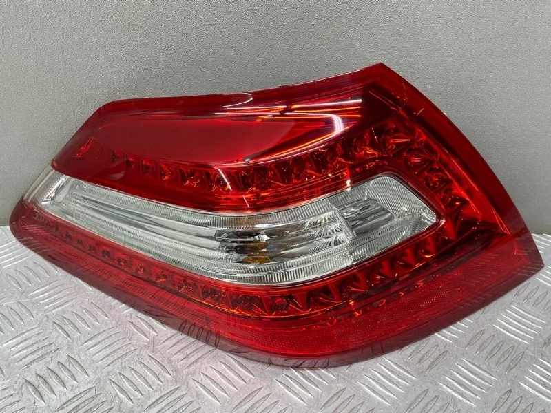 Фонарь Nissan Teana J32