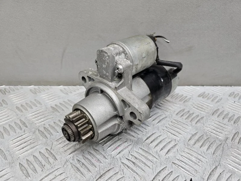 Стартер Nissan Teana J31