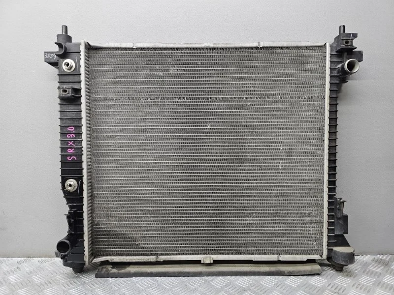 Радиатор охлаждения Cadillac SRX 2