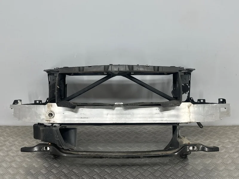 Передняя панель BMW 1 F20