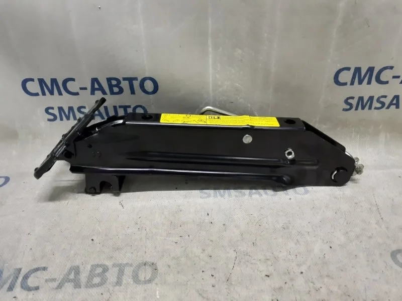 Домкрат Volkswagen Touareg 7P0011031B NF 3.6