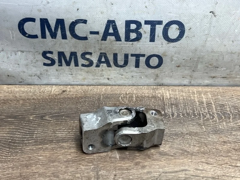Кардан рулевой Volvo XC90 2006 30741476 ХС90 2.5 B5254T2