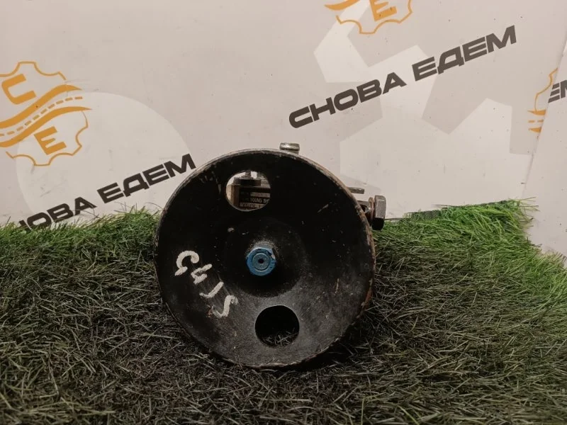 Насос гидроусилителя руля Hyundai Santa FE 5710026200 2.4 G4JS