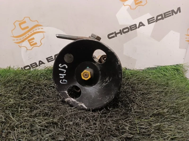 Насос гидроусилителя руля Hyundai Santa FE 5710026200 2.4 G4JS