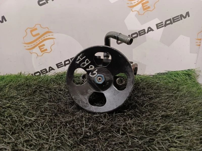 Насос гидроусилителя руля Hyundai Santa FE 5710026100 G6BA 2.7