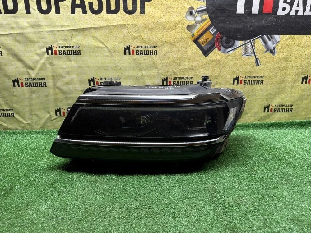 Фара Volkswagen Tiguan 2017 5NB941113D 2 DBGC, левая