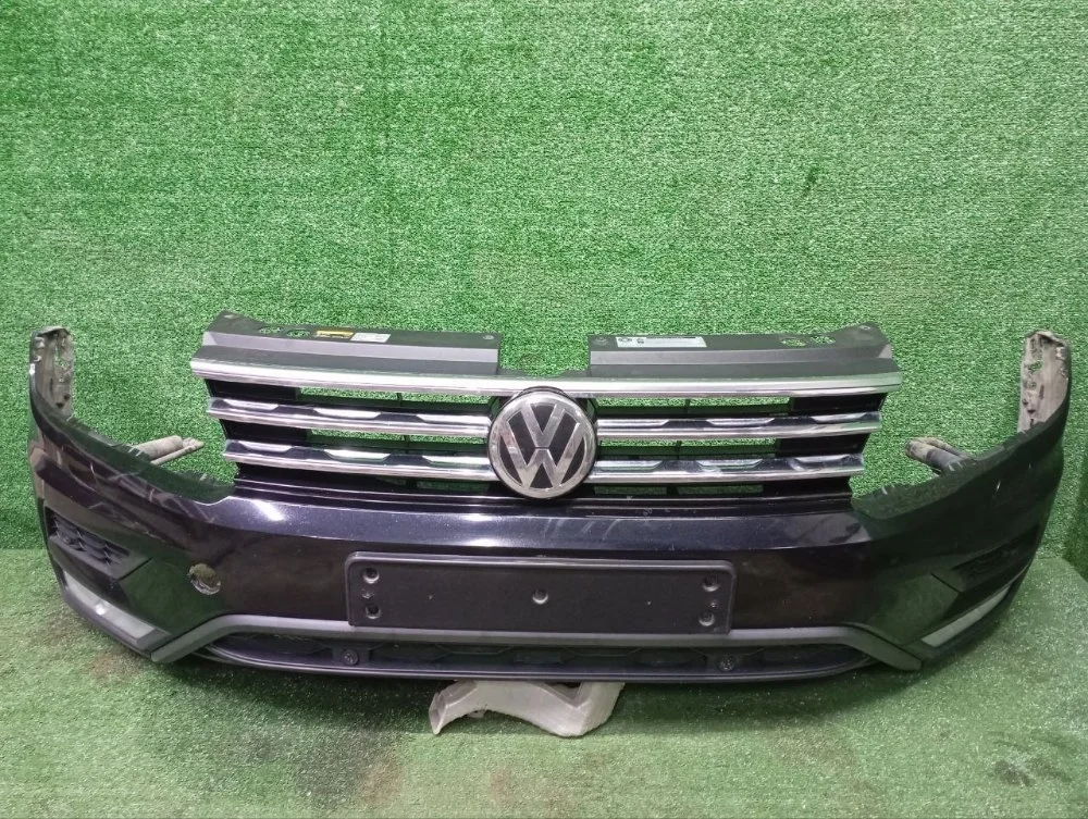 Бампер Volkswagen Tiguan 2017 5NR807217 2 DBGC, передний
