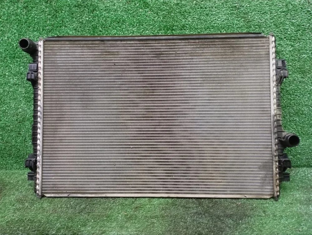 Радиатор интеркулера Volkswagen Tiguan 2017 5Q0121251EN 2 DBGC