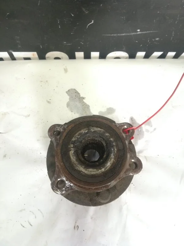 Ступица Toyota RAV4 2008 4355042020 30 2.0, передняя