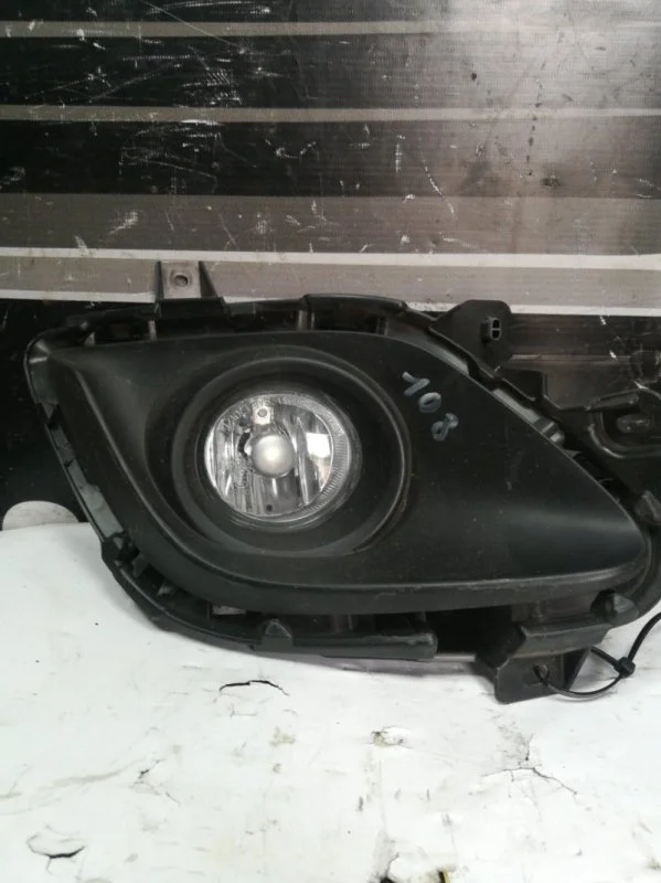 Фара противотуманная Mazda 6 2014 TK2151680A GJ 2.0, передняя правая