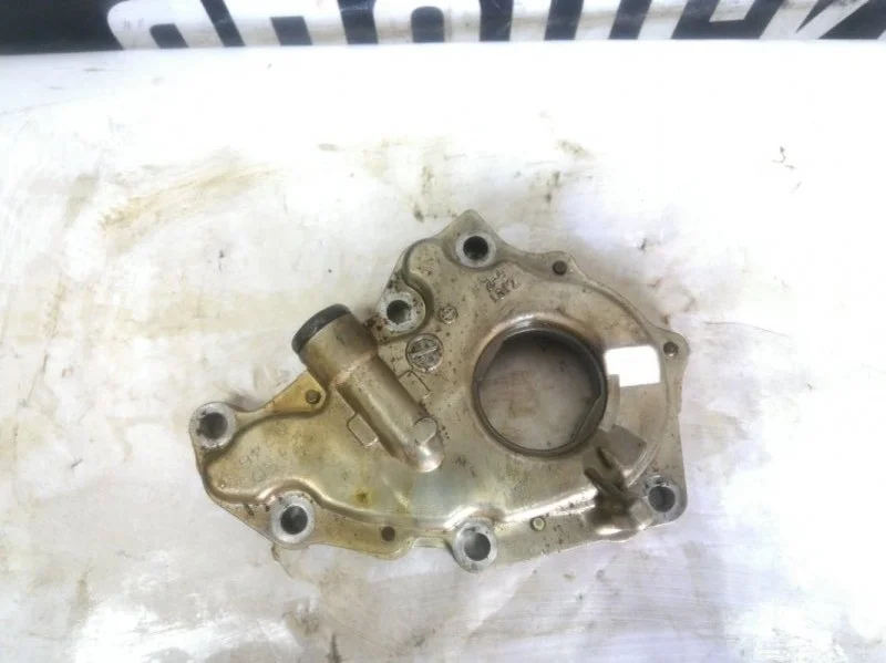 Маслонасос Mazda 3 ZJ0114100 1.6