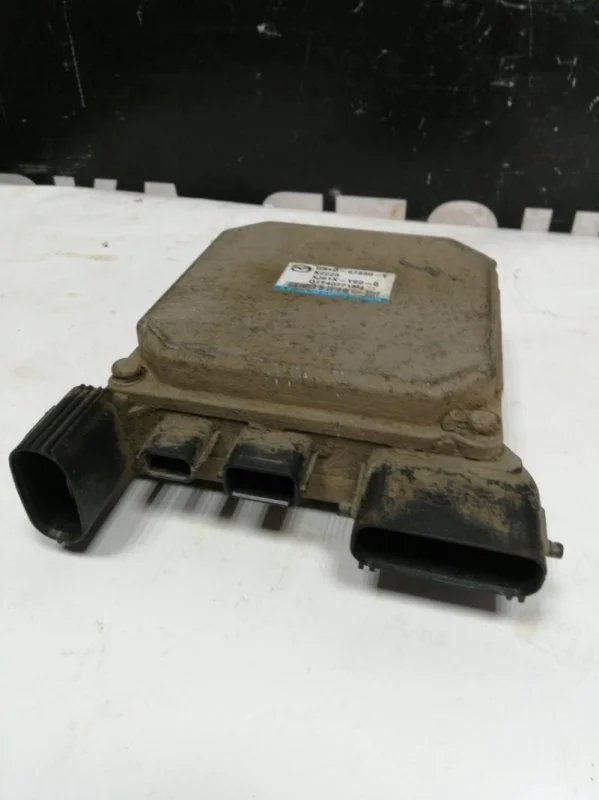 Блок управления рулевой рейкой Mazda 6 2009 GS1D67880E GH