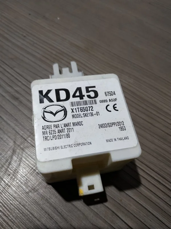 Антенна без ключевого доступа Mazda CX-3 KD45675D4 DK