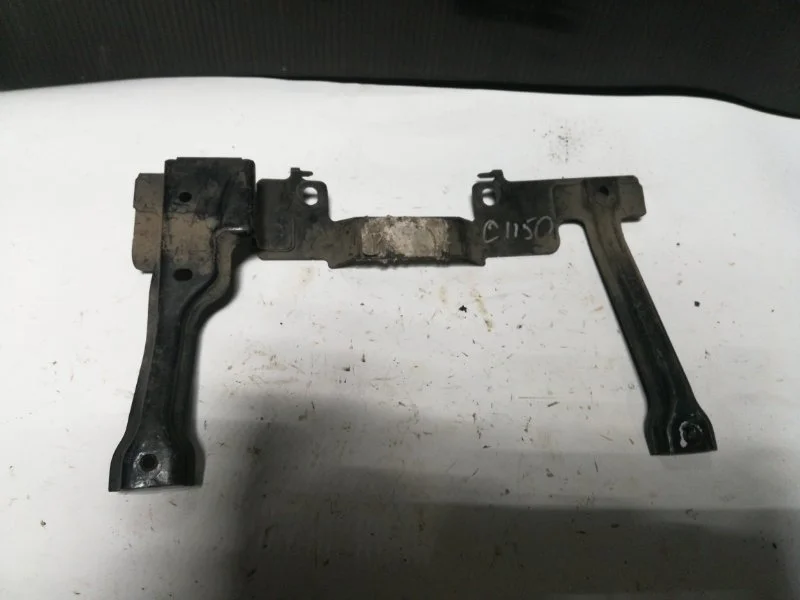 Кронштейн замка капота Mazda 6 GS1D5215YA GH