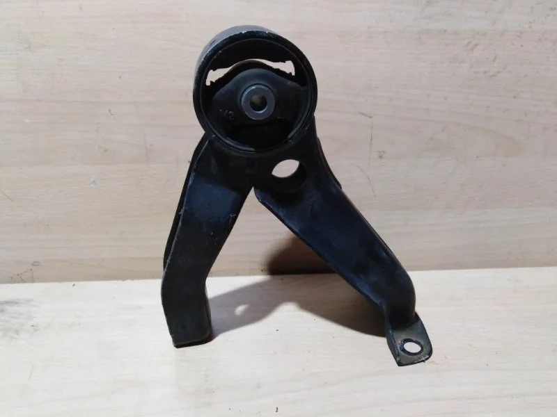 Подушка двигателя Mitsubishi Outlander MN101573 XL