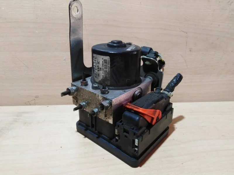 Блок abs Mitsubishi Outlander 4670A340 XL 3.0