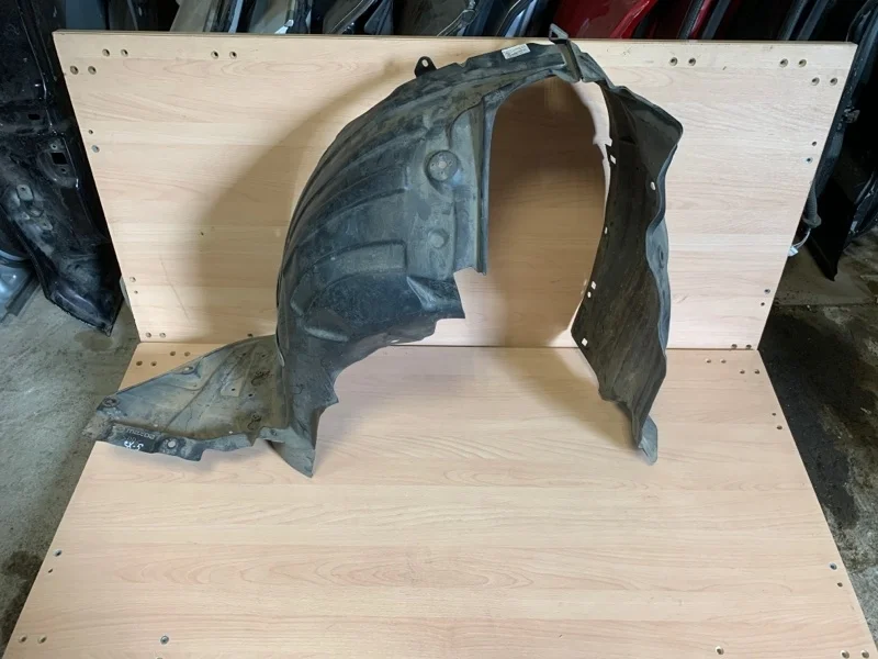 Подкрылок Mazda CX-5 2011-2017 KD5356130F KE 2.0, передний правый