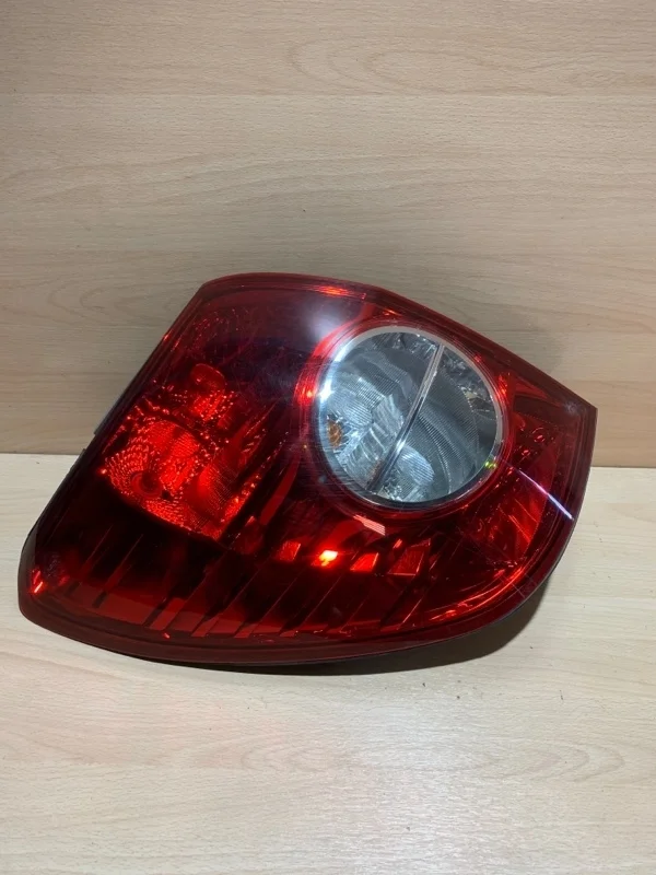 Фонарь Chevrolet Captiva 96626995 C100, задний левый