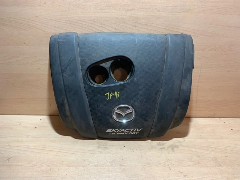 Декоративная накладка ДВС Mazda 3 PE11102F0 BM